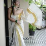 Swarnam Golden Foil Kasavu Set Mundu | The Pearl Cart